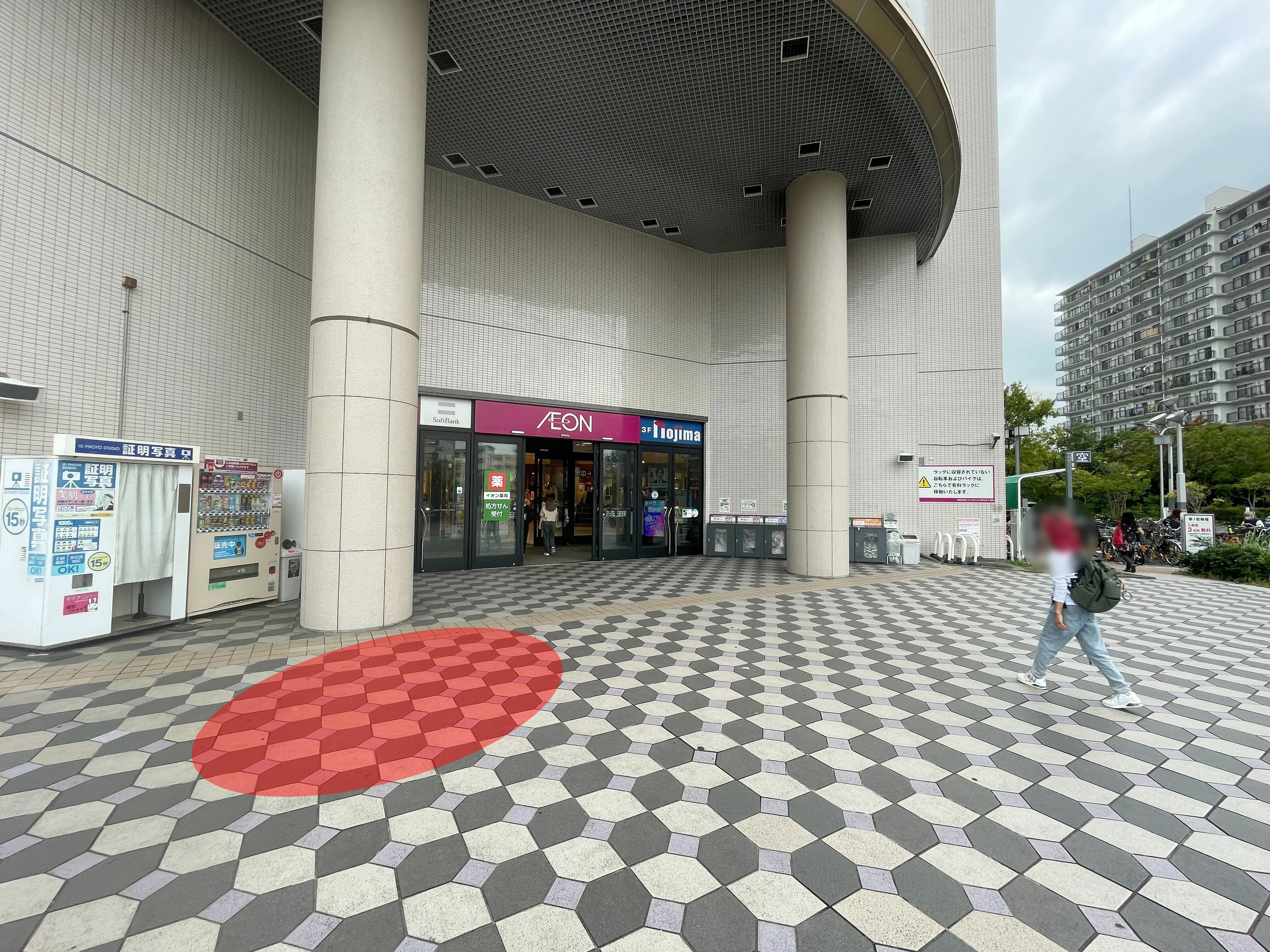 【イオン金沢八景ショッピングセンター】キッチンカーでの出店に最適なショッピングセンター敷地内の住宅街側にある屋外スペース