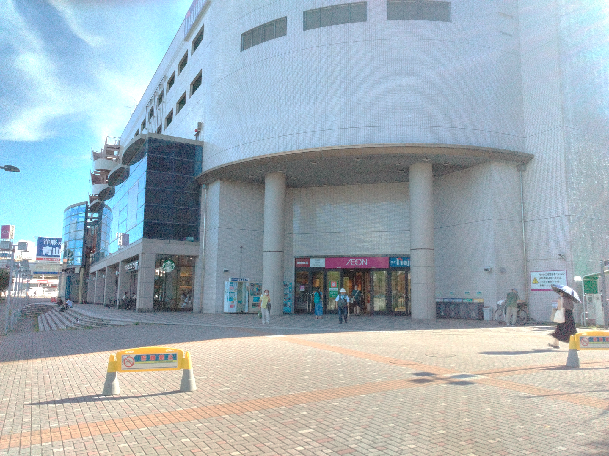 【イオン金沢八景ショッピングセンター】キッチンカーでの出店に最適なショッピングセンター敷地内の住宅街側にある屋外スペース