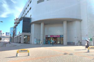 【イオン金沢八景ショッピングセンター】キッチンカーでの出店に最適なショッピングセンター敷地内の住宅街側にある屋外スペース