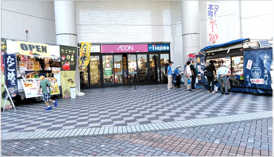 【イオン金沢八景ショッピングセンター】住宅街側にある屋外スペース