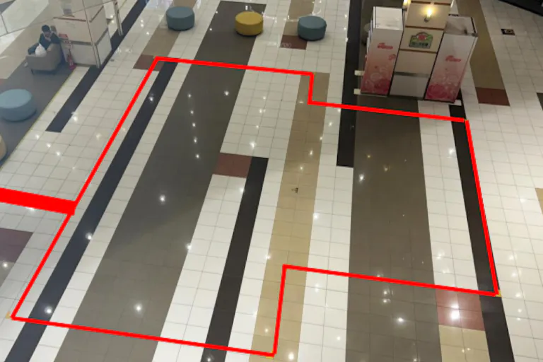 【イオンモール八千代緑が丘*】ローズ広場の画像1