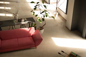 【目黒駅2分】展示会や撮影に適したガレージスタイルのイベントスペース