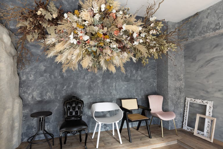 【御茶ノ水駅6分】展示会・ポップアップイベント・撮影に適した満月の背景が印象的なレンタルギャラリースペースの画像2