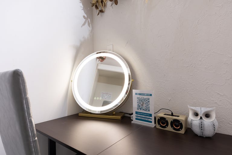 【御茶ノ水駅6分】展示会・ポップアップイベント・撮影に適した満月の背景が印象的なレンタルギャラリースペースの画像13