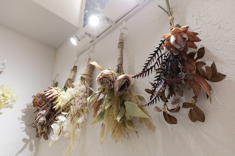 【御茶ノ水駅6分】展示会・ポップアップイベント・撮影に適した満月の背景が印象的なレンタルギャラリースペースの画像14