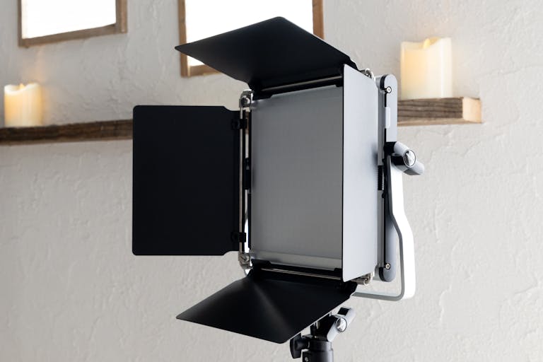 【御茶ノ水駅6分】展示会・ポップアップイベント・撮影に適した満月の背景が印象的なレンタルギャラリースペースの画像30