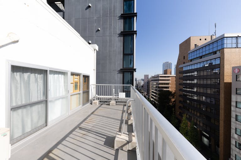 【御茶ノ水駅6分】展示会・ポップアップイベント・撮影に適した満月の背景が印象的なレンタルギャラリースペースの画像37