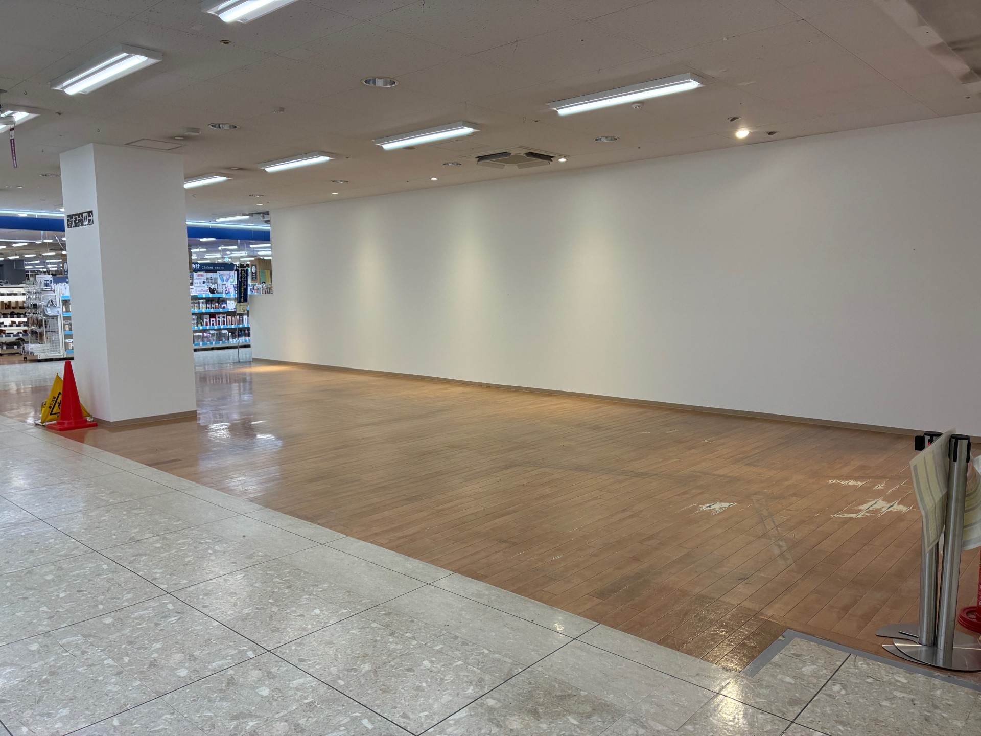 【イオン千歳店】プロポーズ横