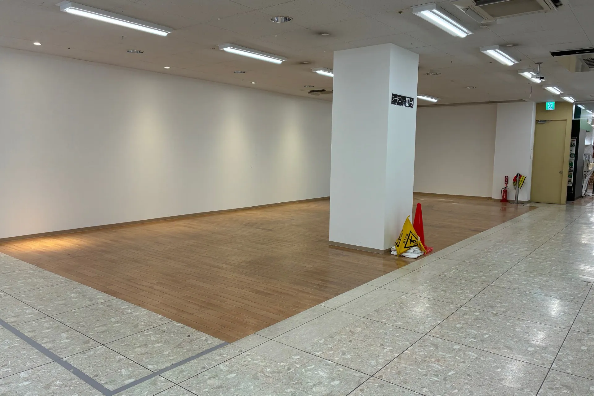 【イオン千歳店】プロポーズ横
