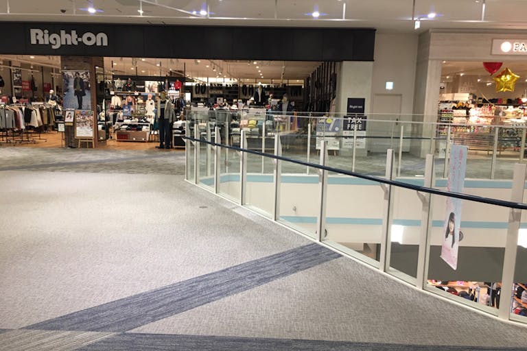 【イオンモール常滑】スカイブリッジA (ライトオン前)の画像1