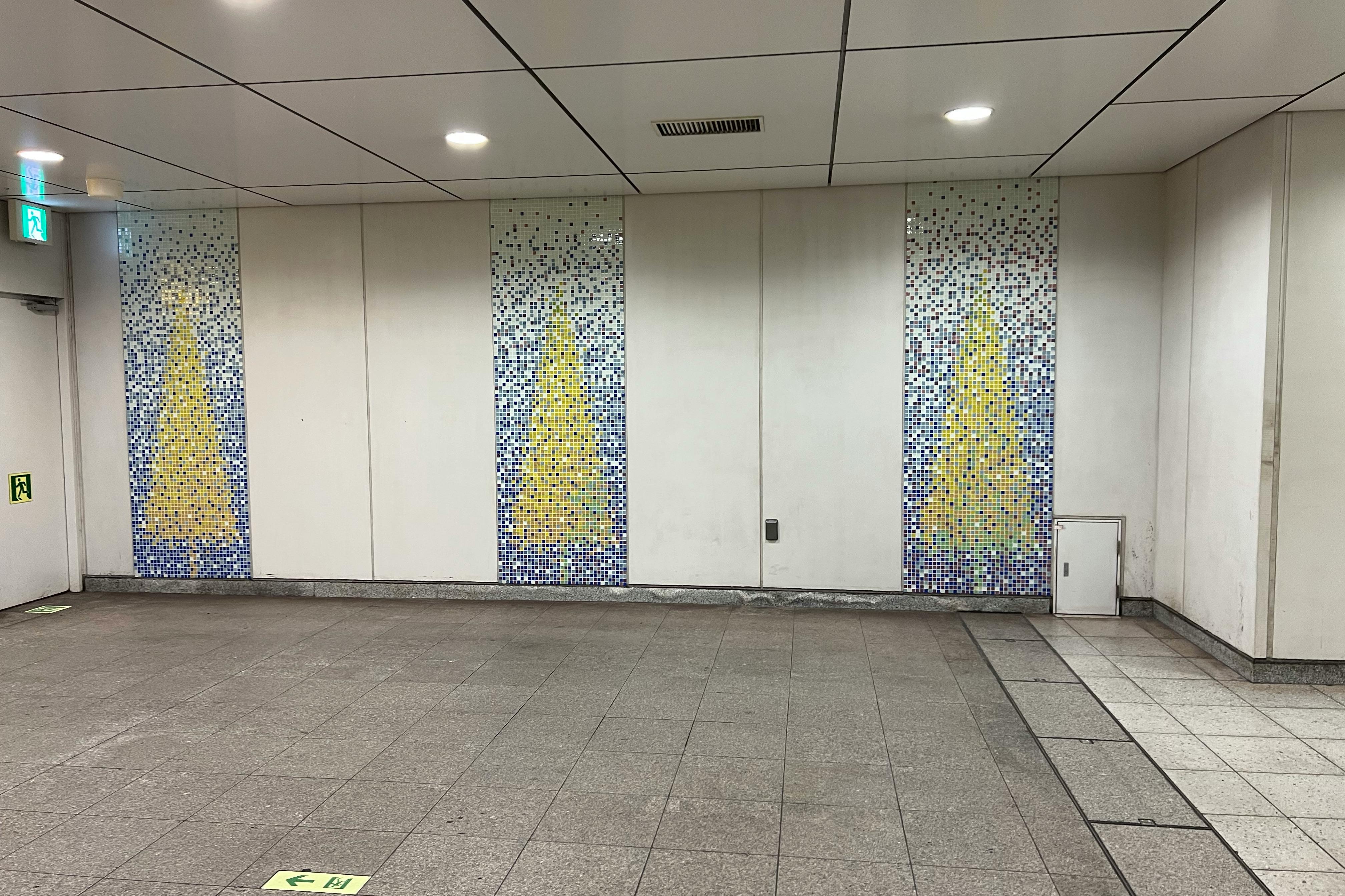 【横浜市営地下鉄グリーンライン日吉駅】各種プロモーションやサンプリングに最適な人通りの多い改札外イベントスペース