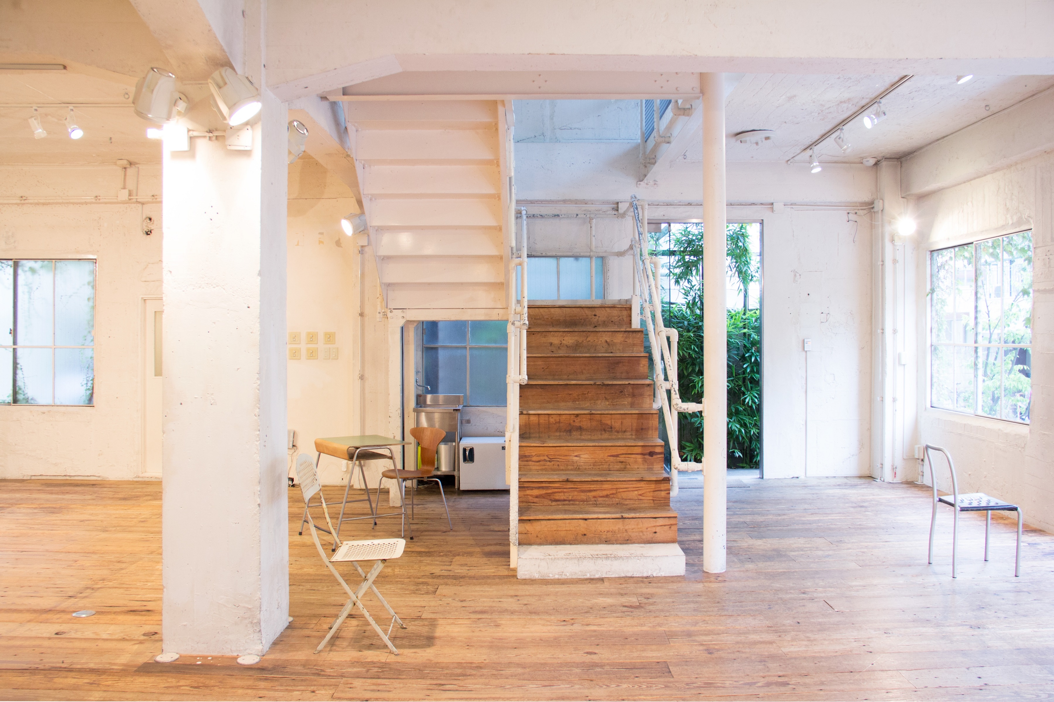 【表参道駅5分】優しい光差し込む青山のスタジオ