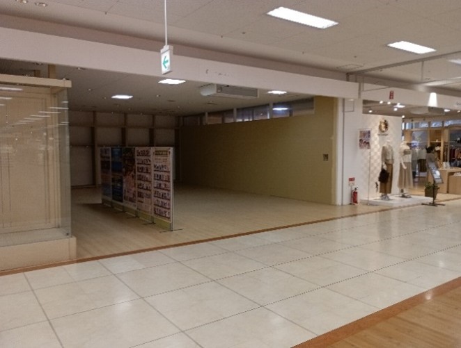 【イオン前沢店】1階南側入口壁面側催事スペース 販促プロモーションに最適なスーパー店内催事イベントスペース