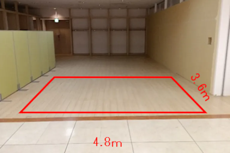 【イオン前沢店】1階南側入口壁面側催事スペース 販促プロモーションに最適なスーパー店内催事イベントスペースの画像1