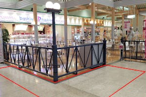 【イオン酒田南店】各種プロモーションイベントに最適な通行量の多い1Fフードコートエリアに沿ったイベントスペース