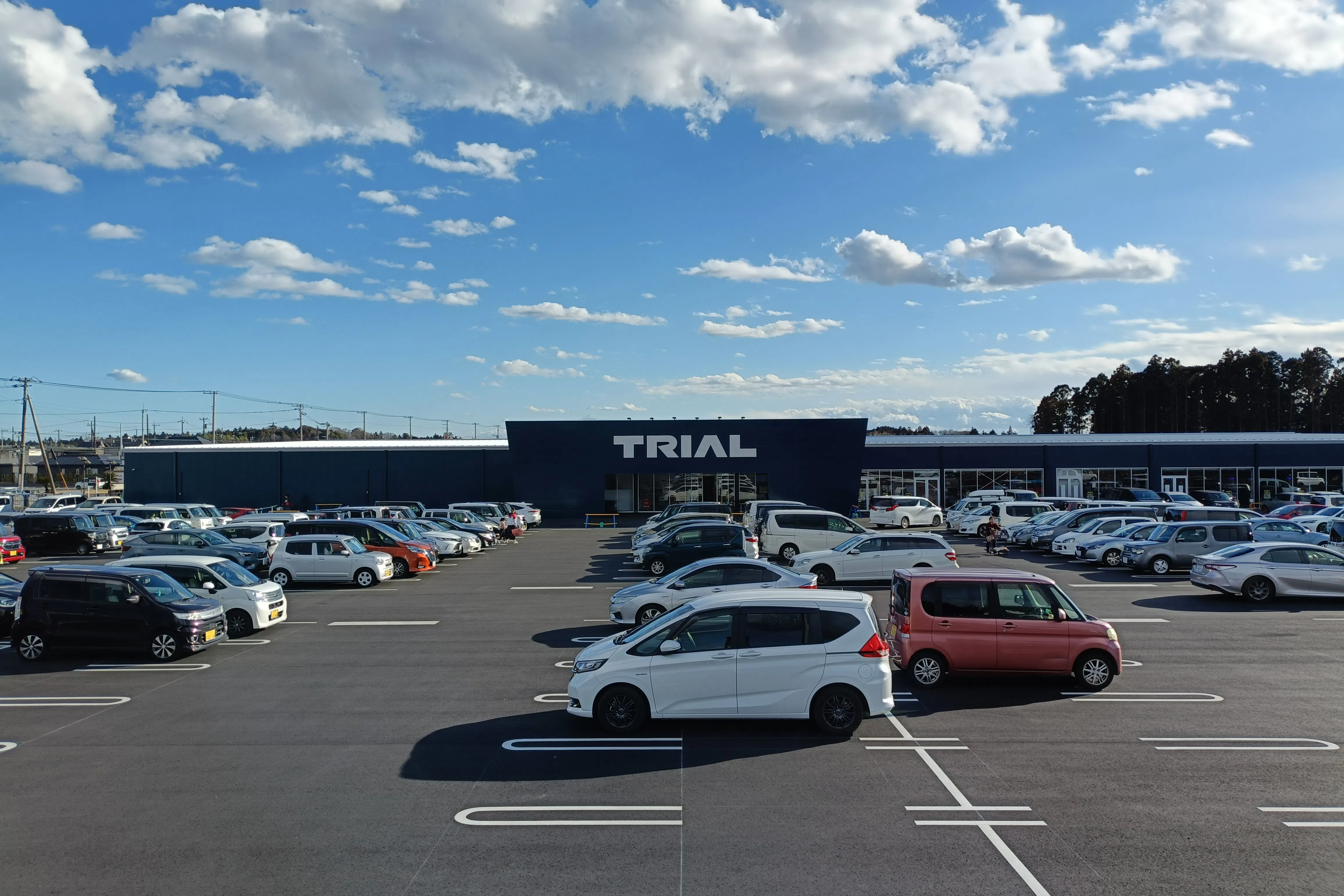 【メガセンタートライアル桜の郷店】キッチンカーや物販の出店が可能な Ⓓ 屋外催事スペース②