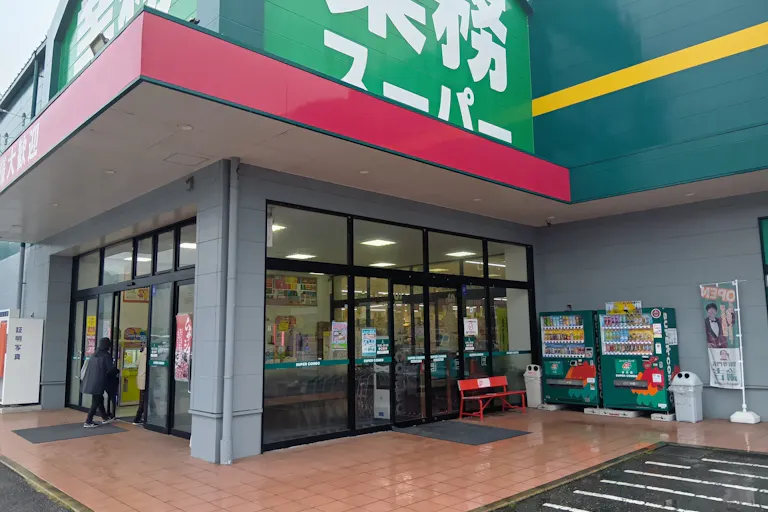 【HIヒロセスーパーコンボ多久店】物販・キッチンカー出店に最適なホームセンターの駐車場スペースの画像1