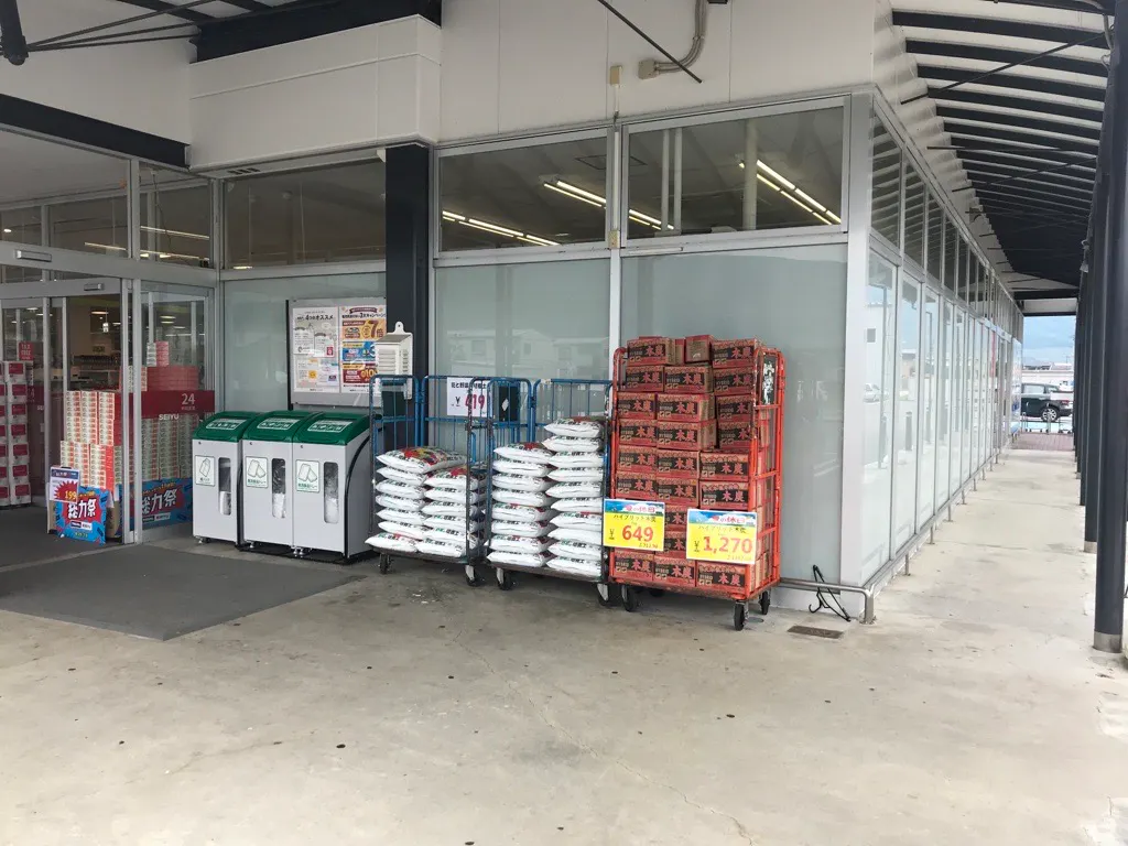 【西友 諏訪城南店】入口横軒先 ポップアップストア(物販、食物販)やプロモーション用途に最適なスーパー店内催事イベントスペース