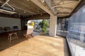 【神宮外苑エリア】視認性抜群、自然光が映える、PR・展示会・アパレルのポップアップストアに最適なスペース