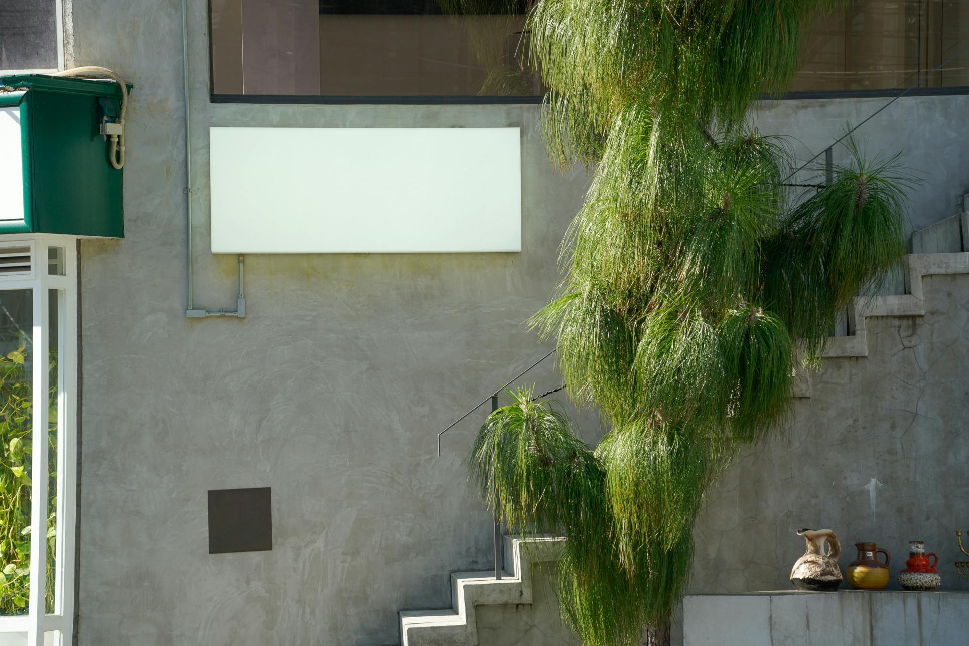 【神宮外苑エリア】視認性抜群、自然光が映える、PR・展示会・アパレルのポップアップストアに最適なスペース