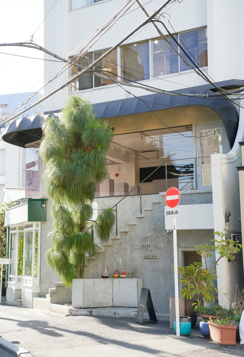 【神宮外苑エリア】視認性抜群、自然光が映える、PR・展示会・アパレルのポップアップストアに最適なスペース