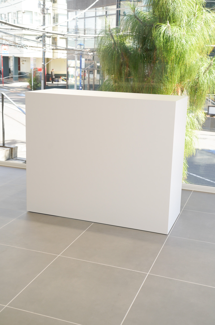 【神宮外苑エリア】視認性抜群、自然光が映える、PR・展示会・アパレルのポップアップストアに最適なスペース