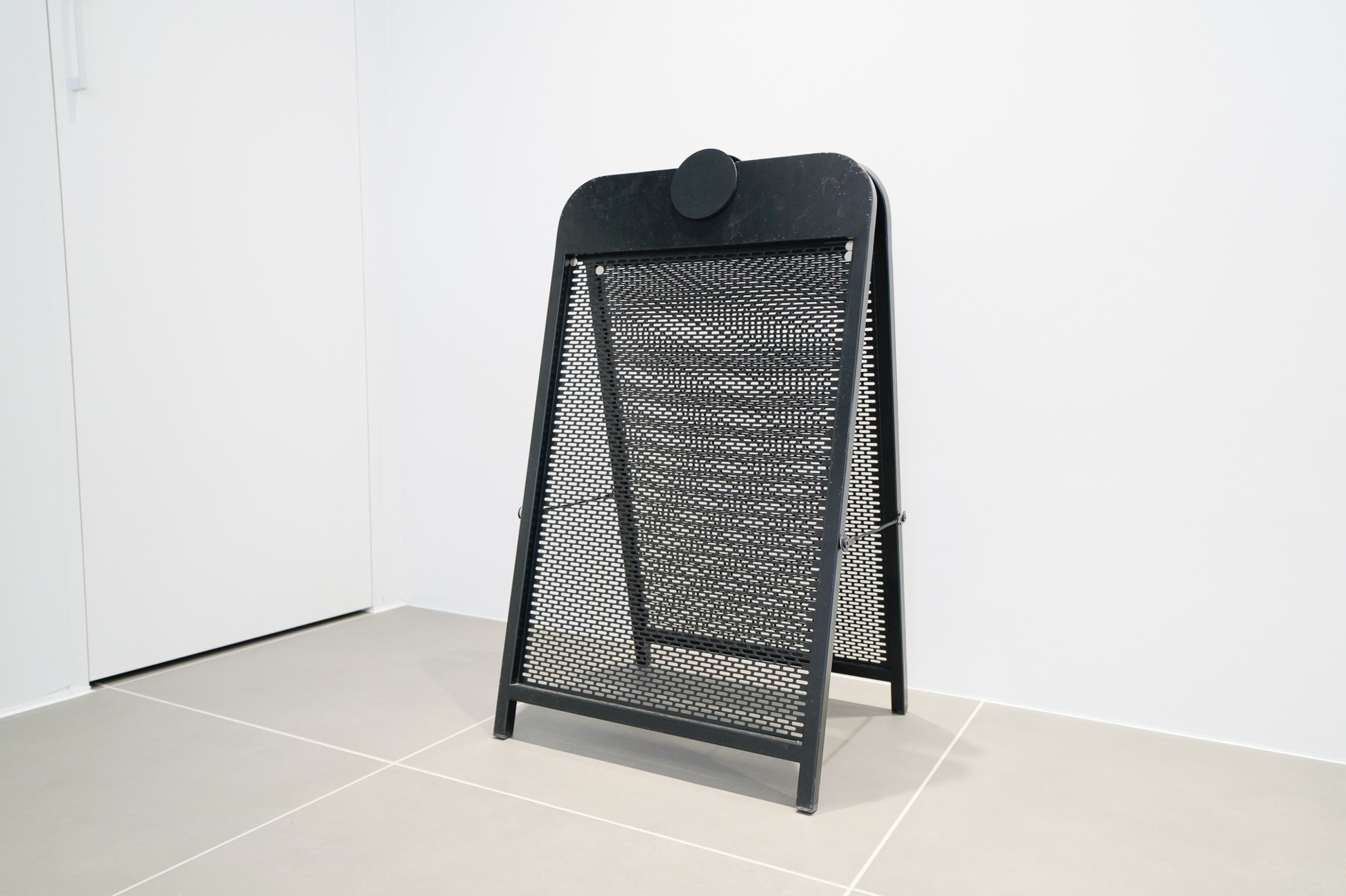 【神宮外苑エリア】視認性抜群、自然光が映える、PR・展示会・アパレルのポップアップストアに最適なスペース