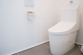 【神宮外苑エリア】視認性抜群、自然光が映える、PR・展示会・アパレルのポップアップストアに最適なスペース