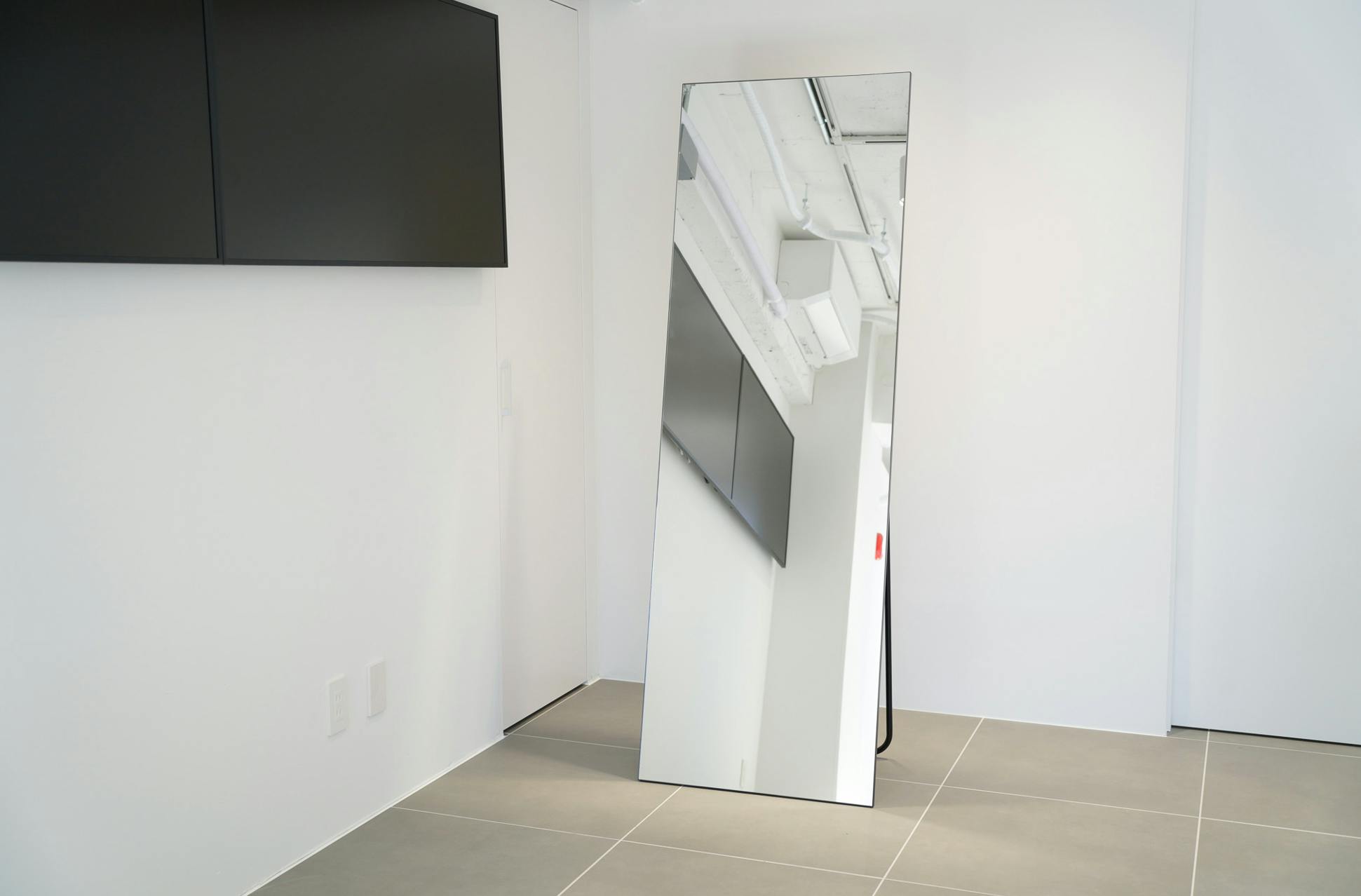 【神宮外苑エリア】視認性抜群、自然光が映える、PR・展示会・アパレルのポップアップストアに最適なスペース