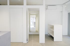 【神宮外苑エリア】視認性抜群、自然光が映える、PR・展示会・アパレルのポップアップストアに最適なスペース