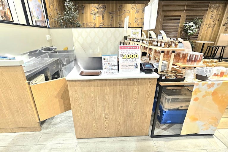 【上野マルイ】1階 カレンダリウムF01 【食物販】店内入ってすぐの好立地スペース、冷蔵ケース・専用什器完備の画像3