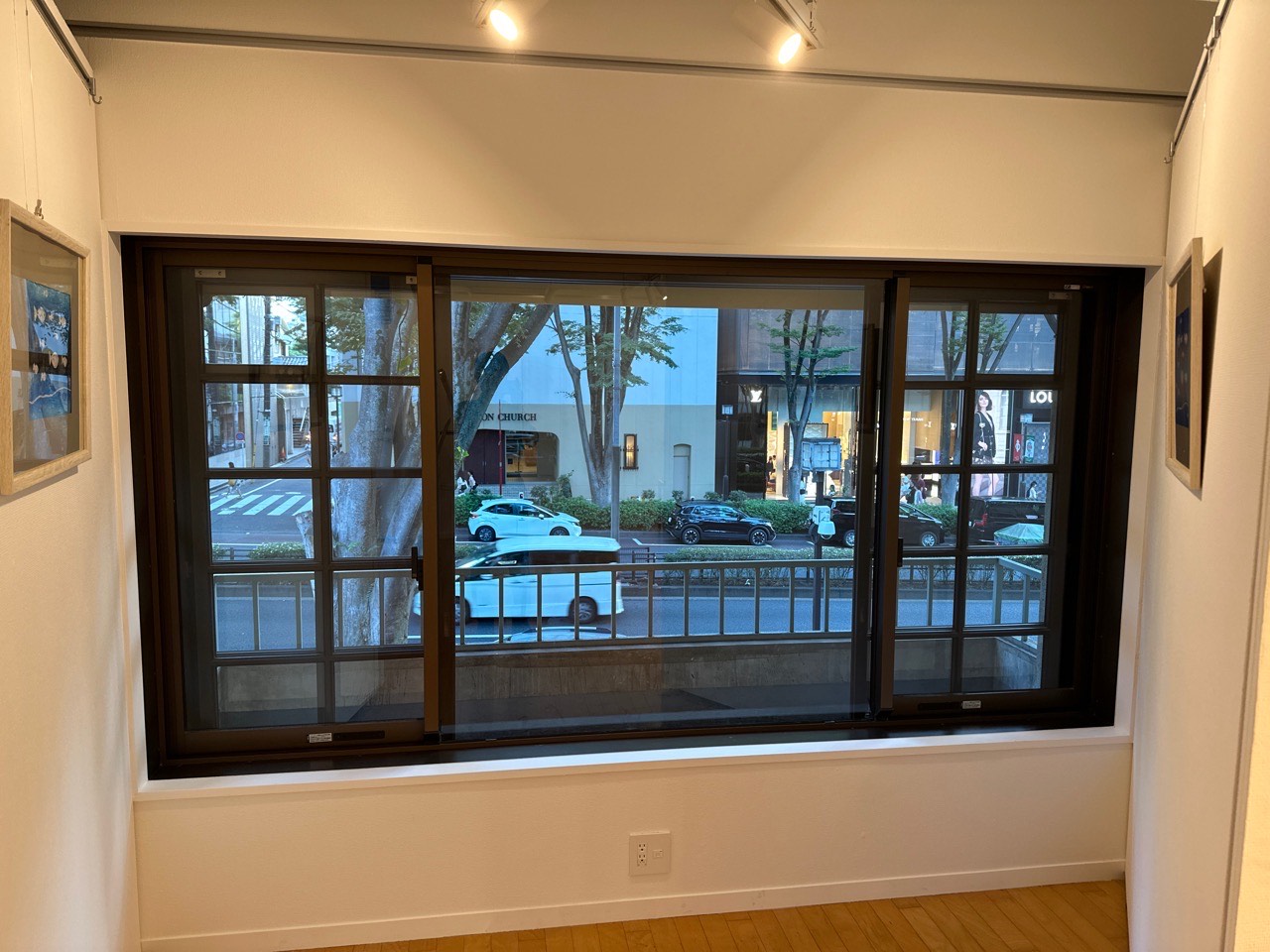 表参道ヒルズ内、展示会やポップアップに最適なイベントスペース（試着室・天吊ハンガーパイプあり）の画像7