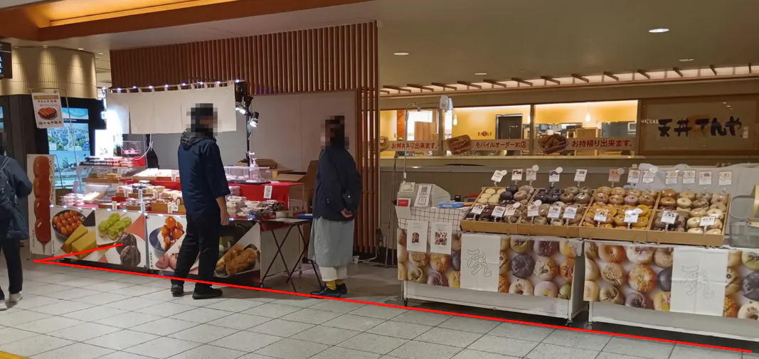 【北千住駅】北千住駅中央改札内コンコース(改札側)