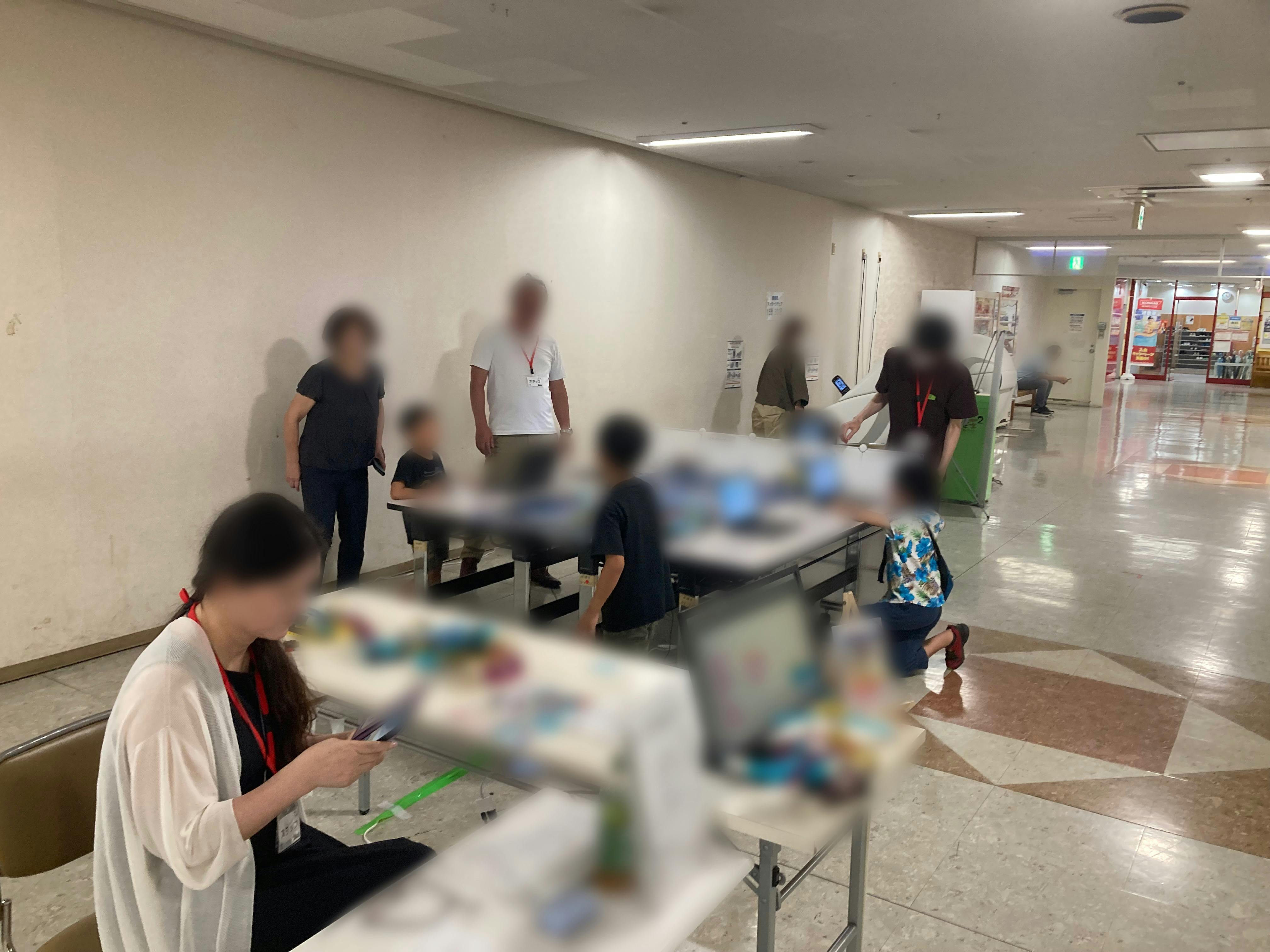 【イオン稲毛店】ポップアップストアやプロモーションに適した地域密着型の商業施設4F文化ホール前のイベントスペース