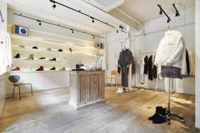 【恵比寿駅3分/代官山駅4分】ポップアップストアや展示会に最適な自然光が入るプレーンでナチュラルな路面スペース