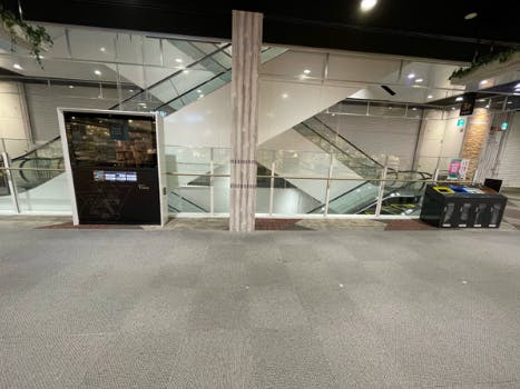 【イオンモール岡山】3F東Bエスカレーター前の画像