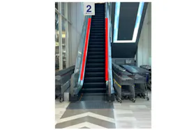 【イオンモール京都五条】エスカレーター レーン