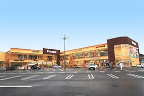 【フレスポ福知山】販促イベント適したデッキコートABCマート前の屋外スペース