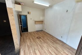 【新丸子駅3分】武蔵小杉駅からもアクセス可能!物販やポップアップストアに最適な角ビル・2面間口で視認性の高い路面スペース