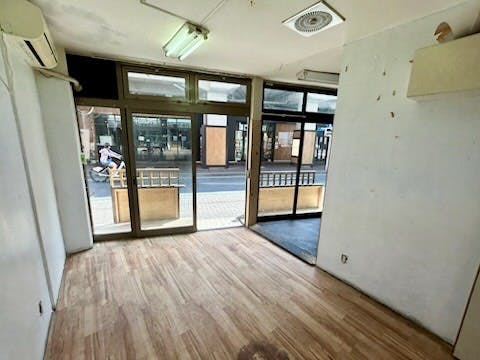 【新丸子駅3分】武蔵小杉駅からもアクセス可能！物販やポップアップストアに最適な角ビル・2面間口で視認性の高い路面スペースの画像