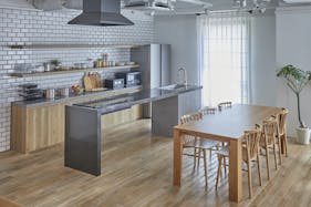 【汐留駅5分 / 1F路面】展示会や撮影に最適な汐留イタリア街のおしゃれな広々路面スペース