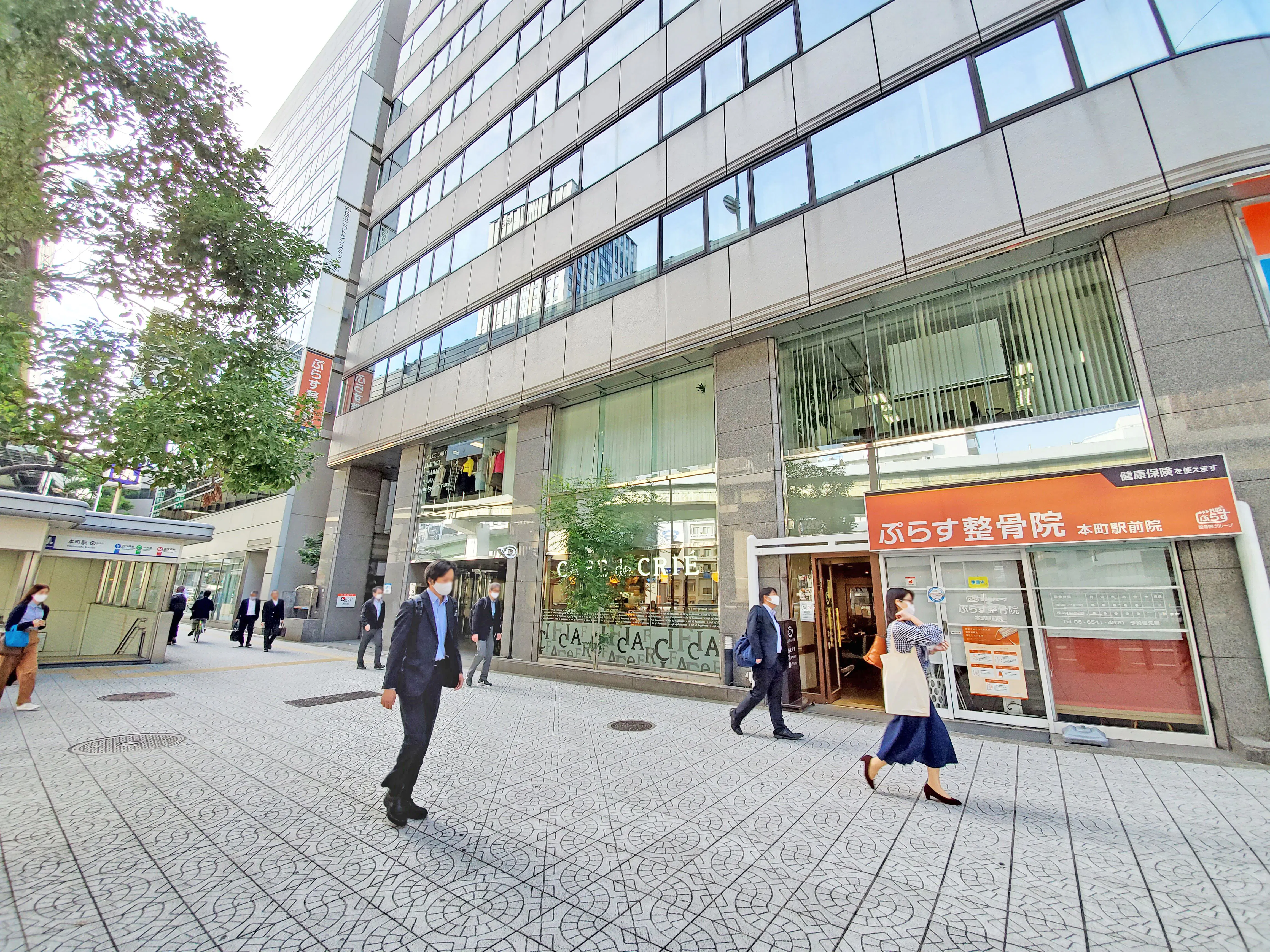 【本町・カーニープレイス｜本町駅1分】70名まで利用できる貸し4F会議室の画像