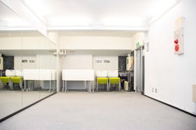 【神田駅1分】東口からすぐ!ワークショップや貸し会議室、コスプレ販売会場としても利用可能なイベントスペース