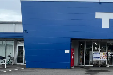 【スーパーセンタートライアル島原店】食物販(キッチンカー/テント)やPR活動の出店が可能な屋外イベントスペース