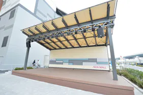 【イオンモール四條畷】⑬ 1階 空のステージ