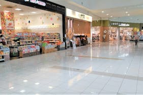 【イオンモール柏】各種プロモーションや物販、食物販のポップアップストアに最適な1F 中央催事場Bスペース