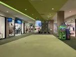 【三井アウトレットパーク 札幌北広島】メープル•モール２F 柱前（Abercrombie & Fitch前）