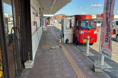 【マックスバリュ男鹿】店舗軒下 販促プロモーションやキッチンカー出店に最適なスーパー店外催事イベントスペース