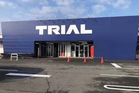 【スーパーセンタートライアル姫路店】🍩スイーツプラン有🍩【ポーチ前:右側(L)】食物販の出店が可能なトライアルマルシェ(キッチンカー/テント・スペース)B