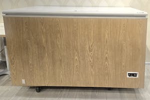 【上野マルイ】1階 カレンダリウムF02 【食物販】店内入ってすぐの好立地スペース、冷蔵ケース・専用什器完備